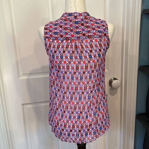 Banana republic factory colorful, sleeveless blouse, size extra small - Picture 3 of 7